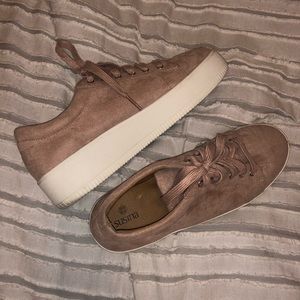 Blush platform sneakers